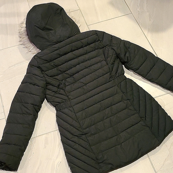 Hollister Puffer Jacket - Size M Women's - Picture 5 of 6